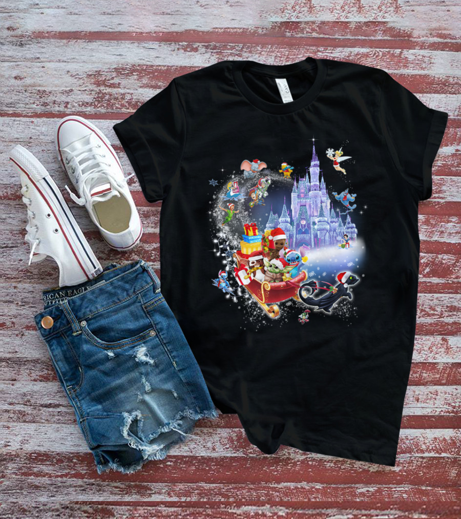 Baby Yoda Christmas Disney Castle Santa Sleigh Tinker Bell Stitch Dumbo Gifts T-Shirt