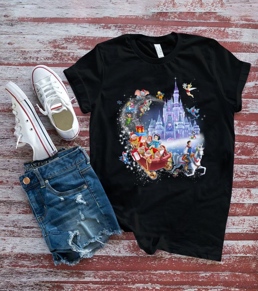 Snow White And Disney Friends Christmas Castle Adventure T-Shirt