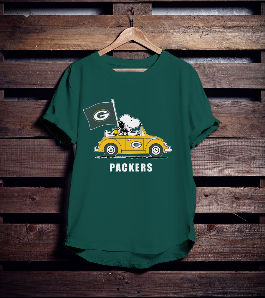Green Bay Packers Snoopy Driving Car T-Shirt