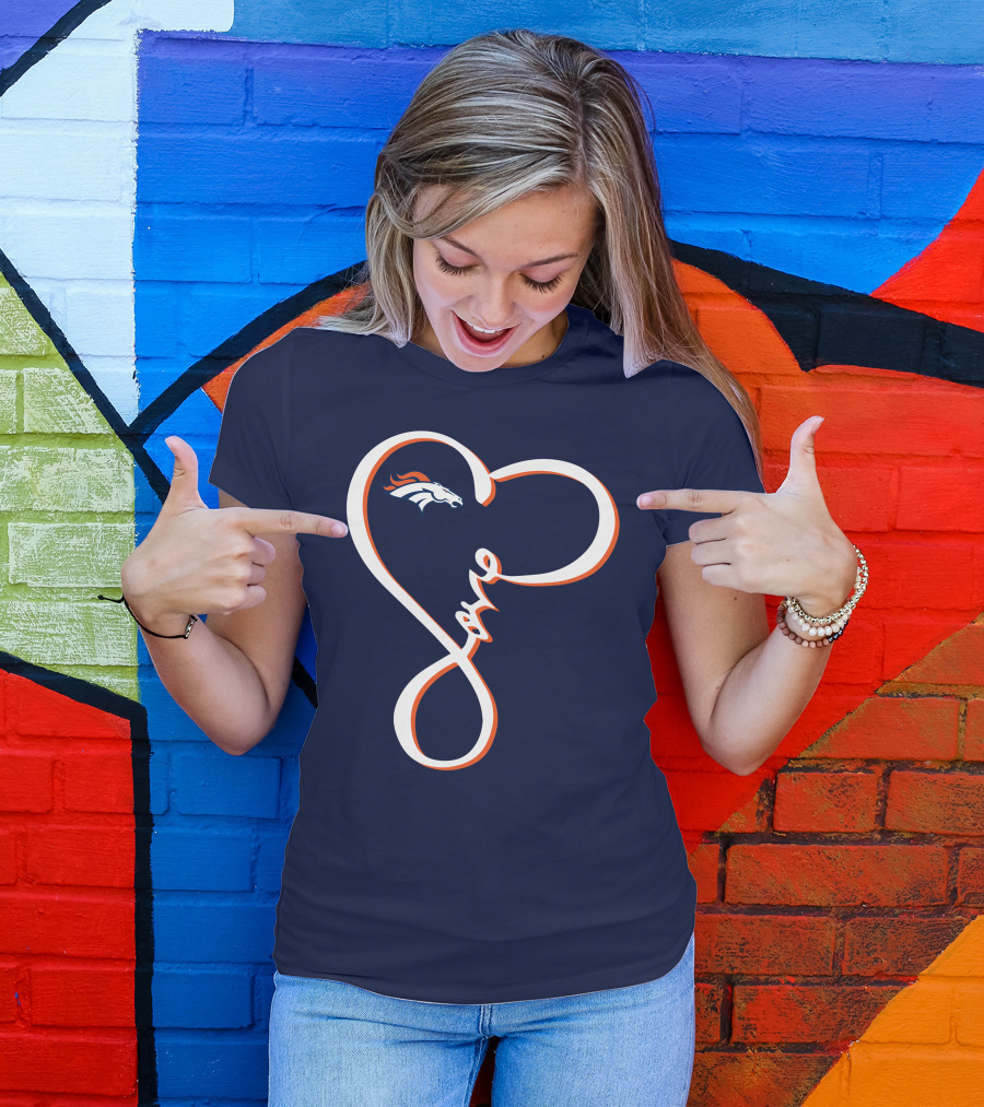 Love Heart Denver Broncos T-Shirt
