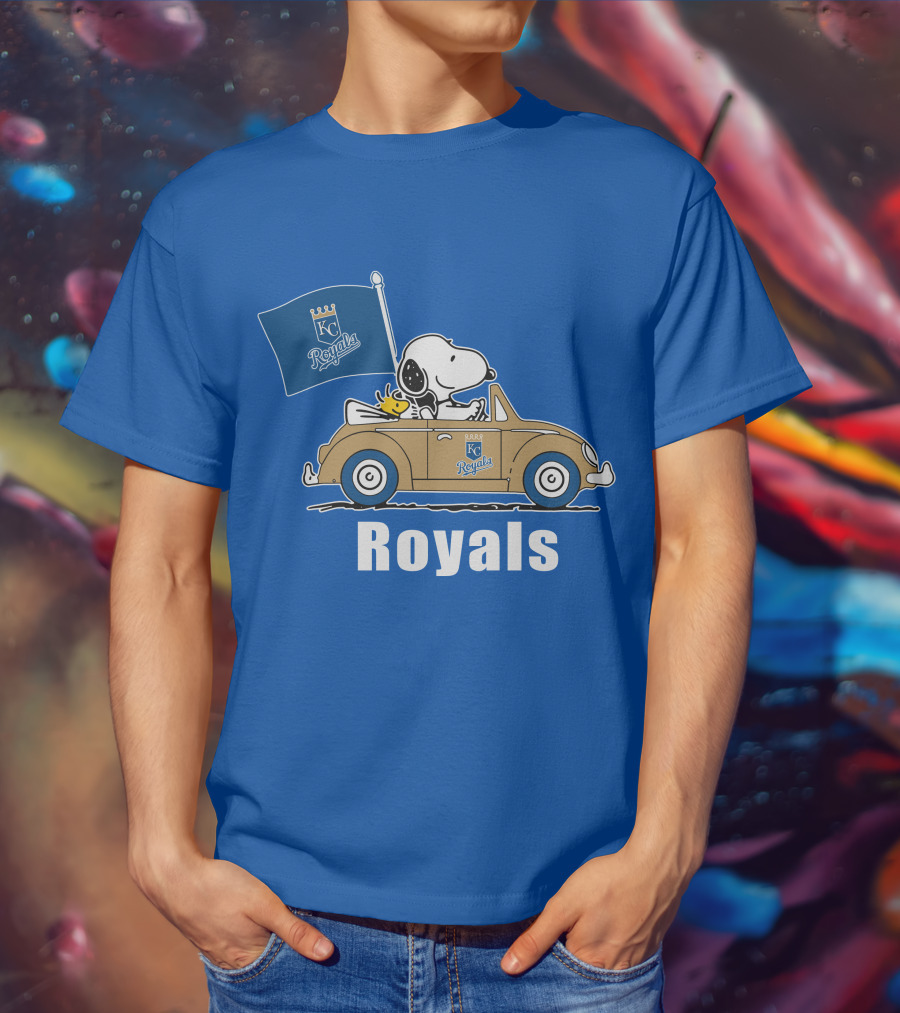 Royals Snoopy KC Royals Flag Peanuts Car T-Shirt