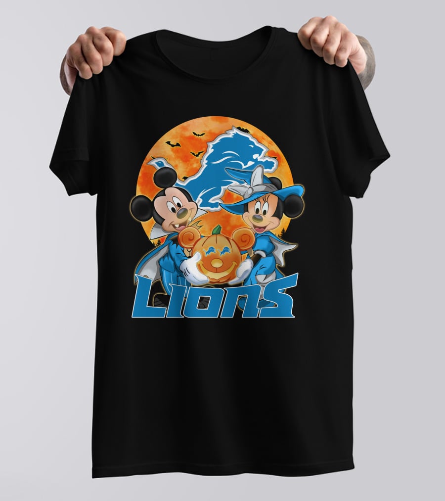 Detroit Lions Mickey Mouse And Minnie Mouse Halloween Pumpkin T-Shirt