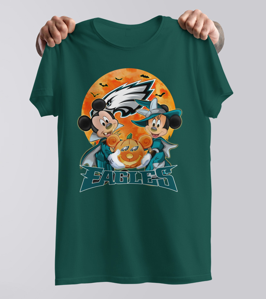 Philadelphia Eagles Mickey And Minnie Halloween Pumpkin T-Shirt