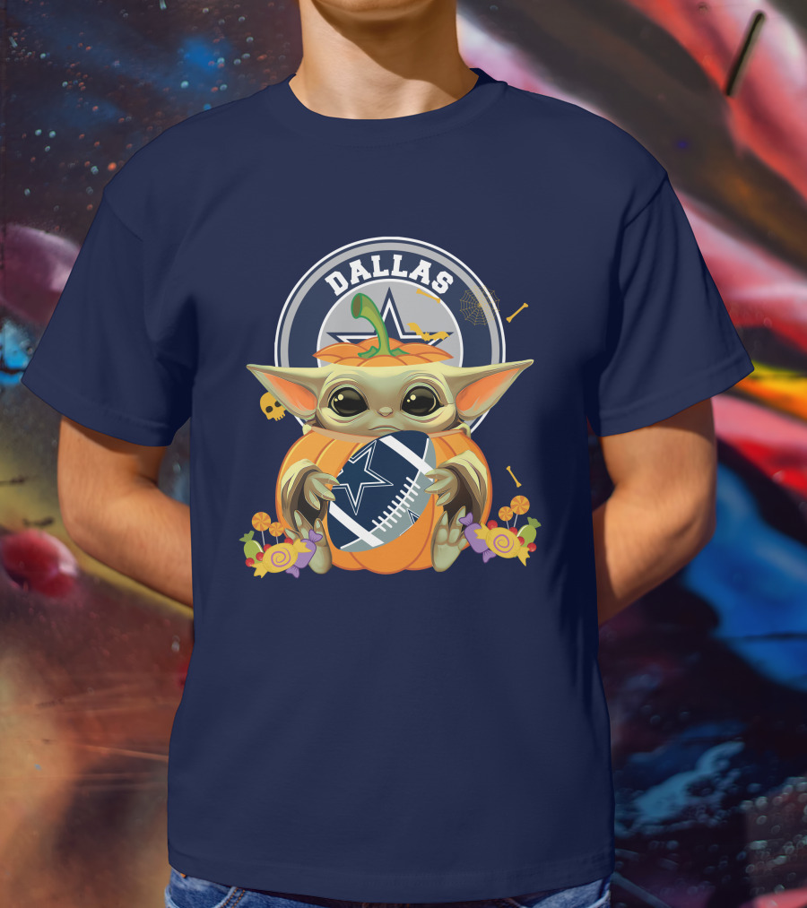 Halloween Pumpkin Baby Yoda Hug Dallas Cowboys Football T-Shirt
