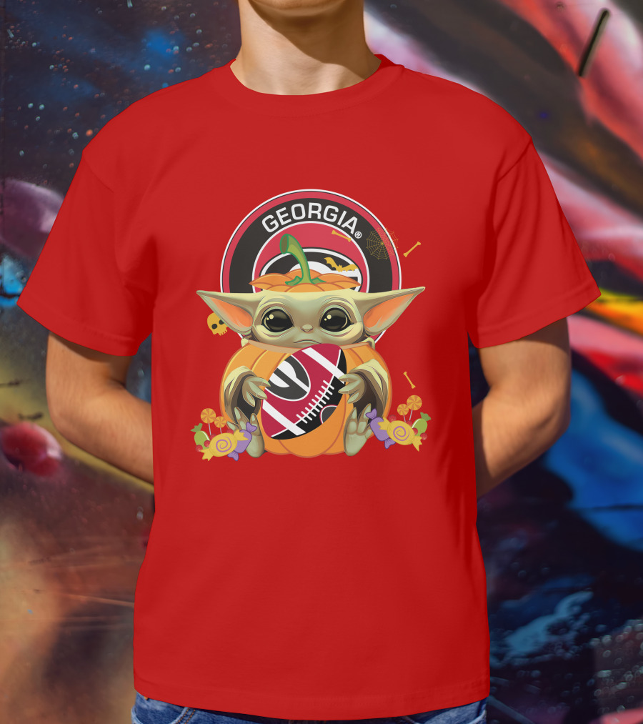Halloween Pumpkin Baby Yoda Georgia Bulldogs Hug T-Shirt