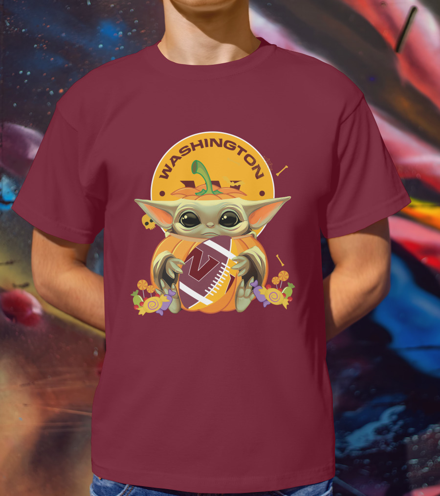 Halloween Baby Yoda Pumpkin Hugging Washington Football Team T-Shirt