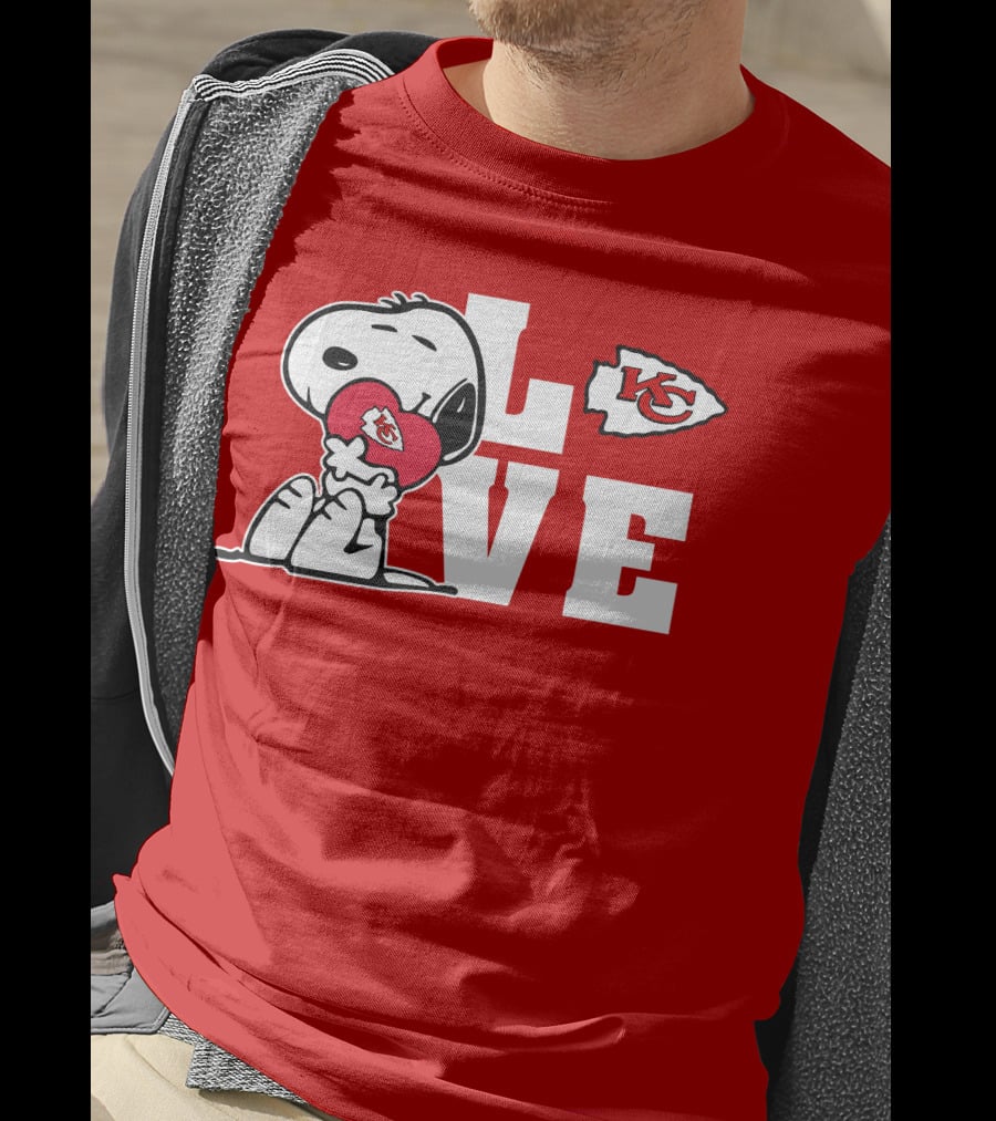 Snoopy Love Kc Kansas City Chiefs T-Shirt