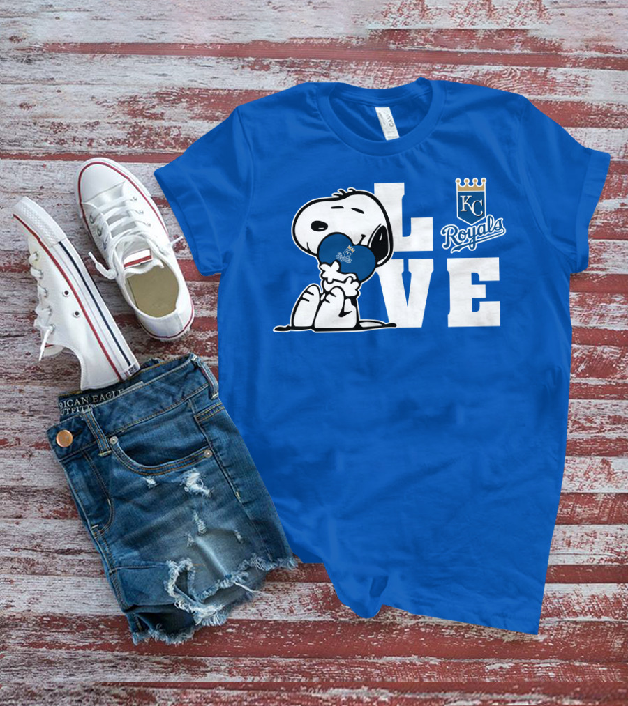 Snoopy Love Kc Royals With Heart T-Shirt