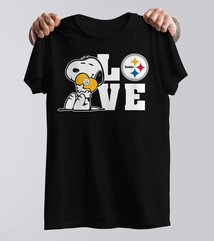 Snoopy Love Pittsburgh Steelers Football Fans T-Shirt