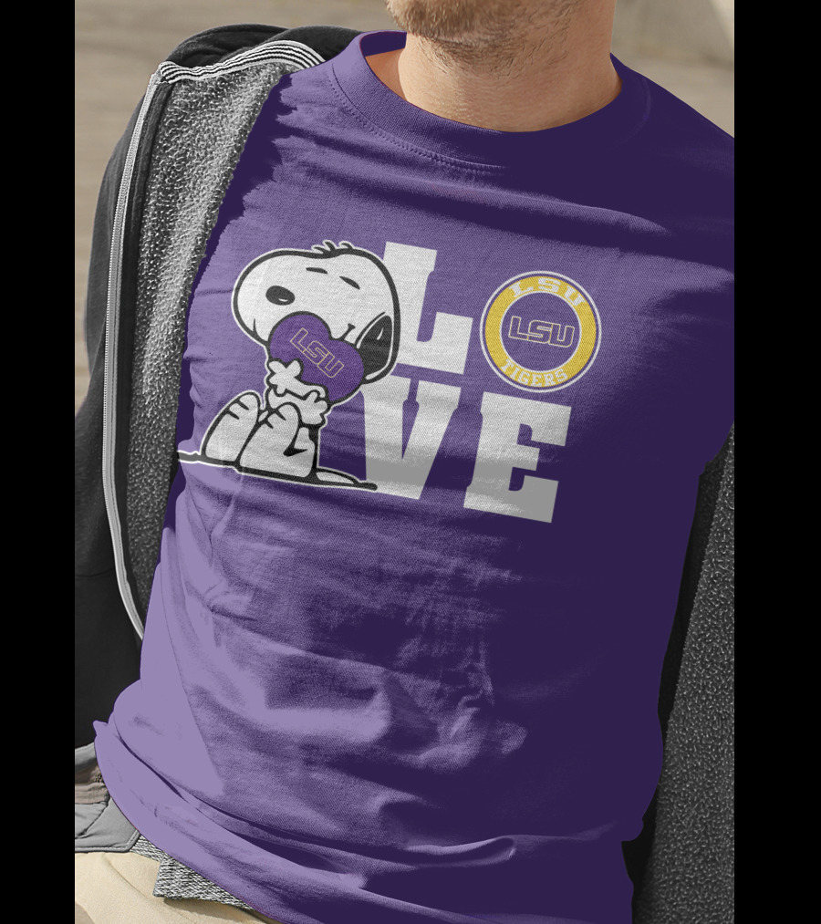 Snoopy Love LSU Tigers LSU T-Shirt