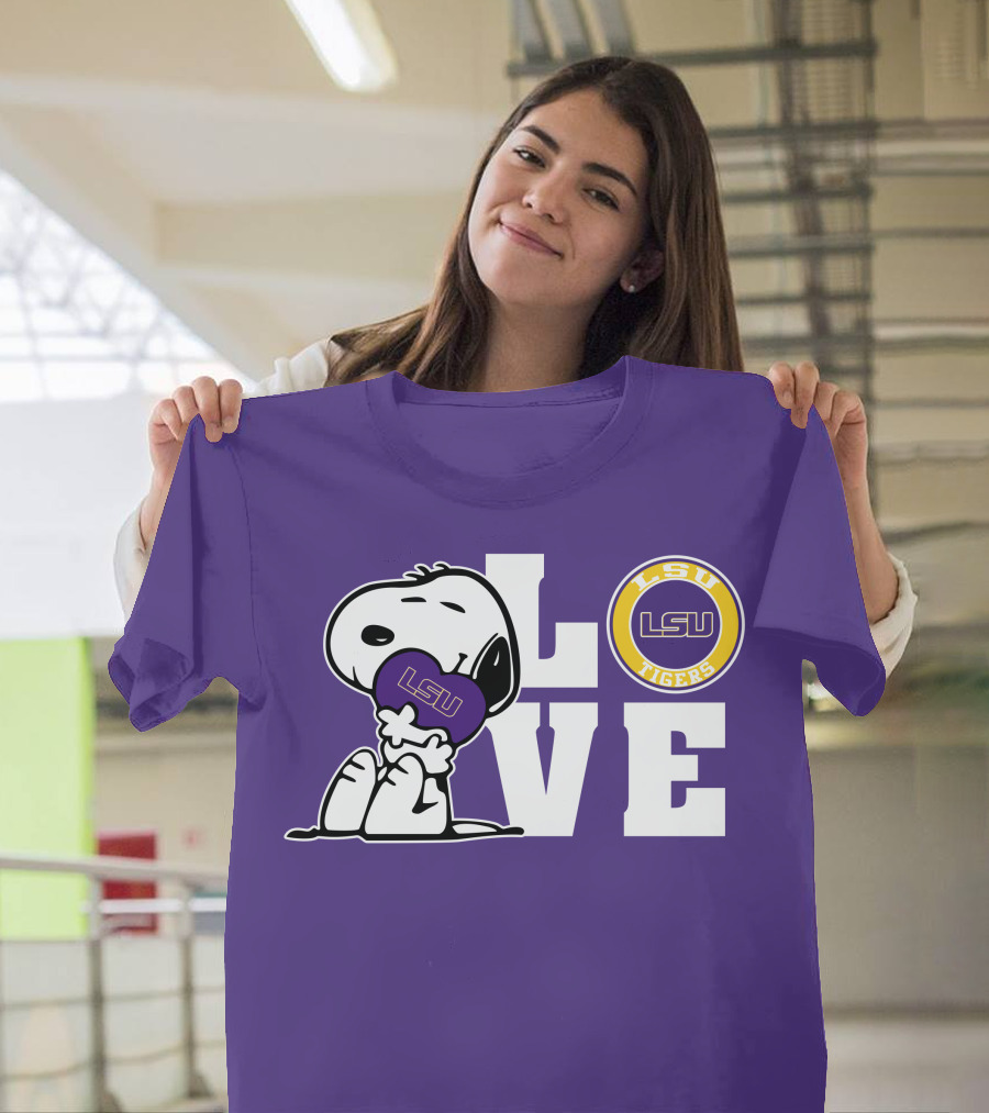 Snoopy Love LSU Tigers LSU T-Shirt