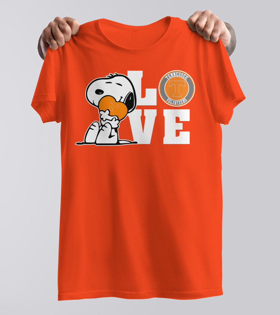 Snoopy Love Tennessee Volunteers Logo Peanuts Football Fan T-Shirt