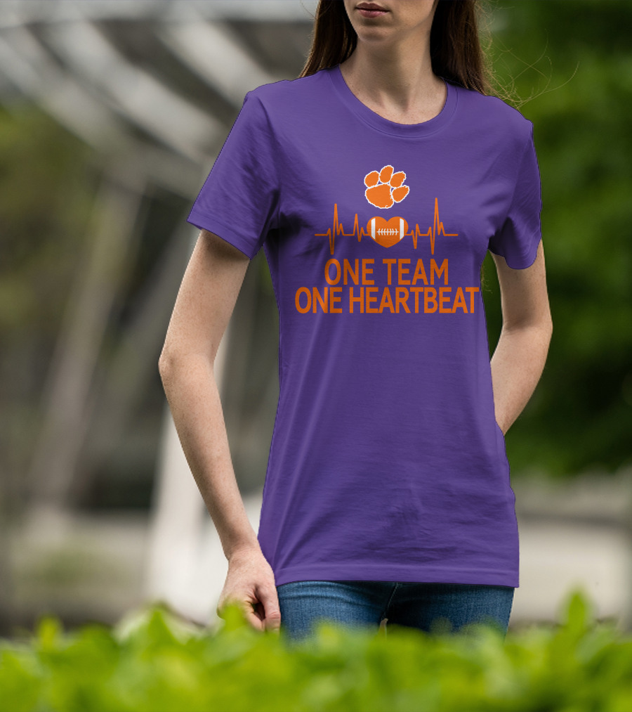 Clemson Tigers One Team One Heartbeat Football Paw Print Heartbeat T-Shirt