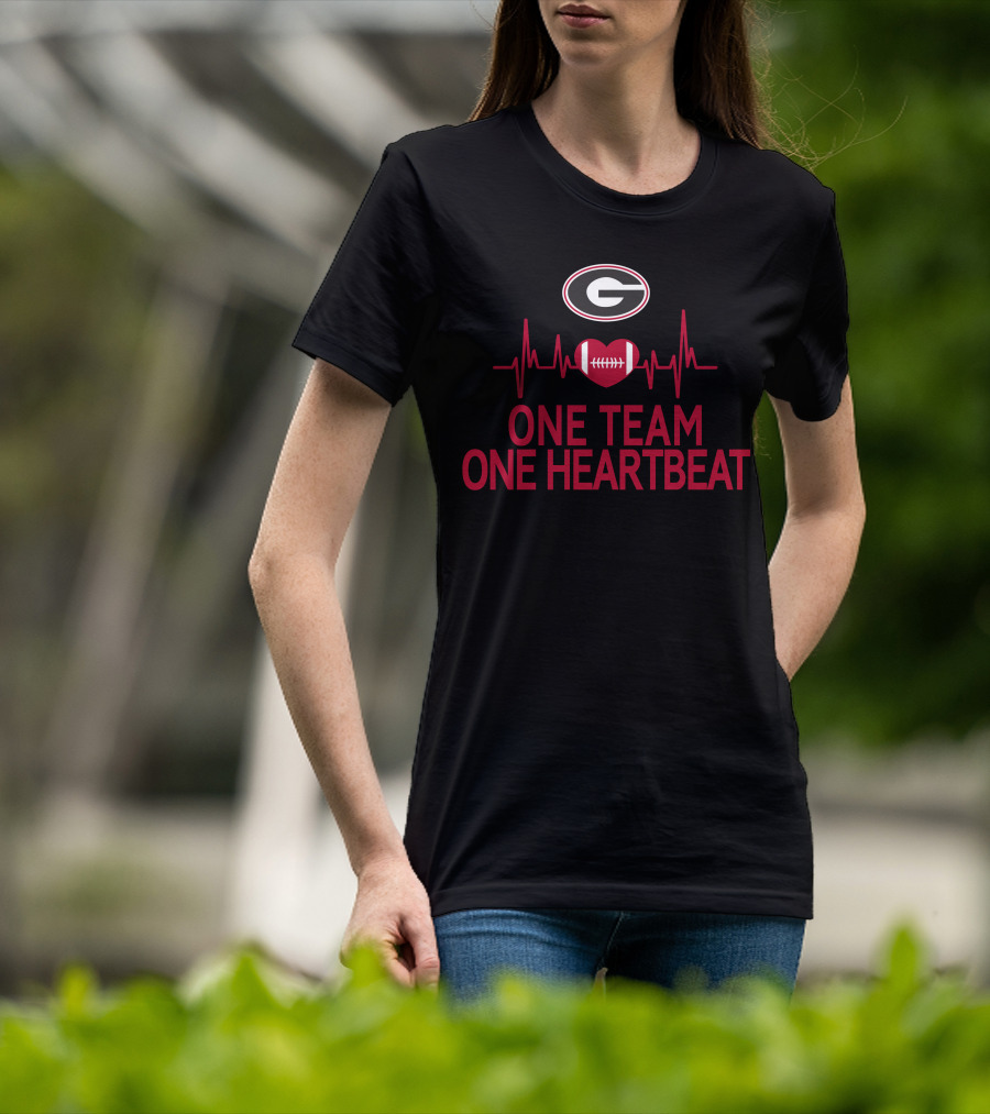 Georgia Bulldogs One Team One Heartbeat Football Heartbeat T-Shirt