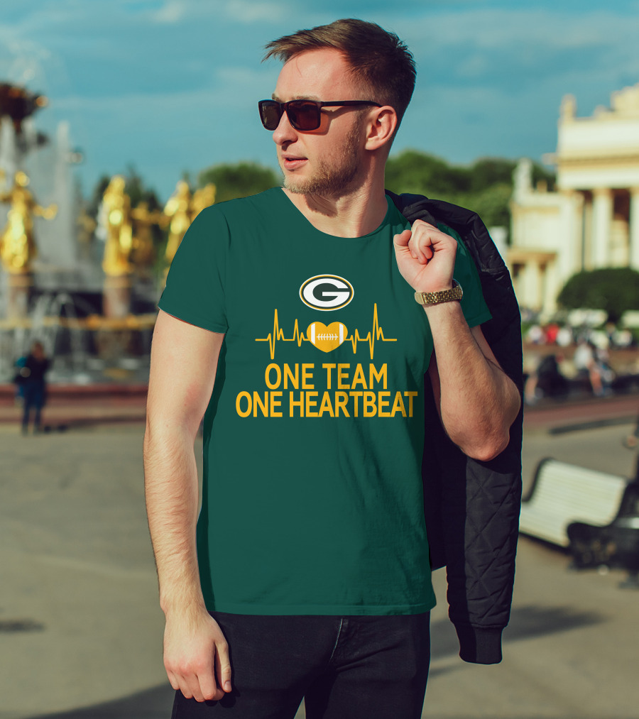Green Bay Packers Logo Heartbeat Football One Team One Heartbeat T-Shirt