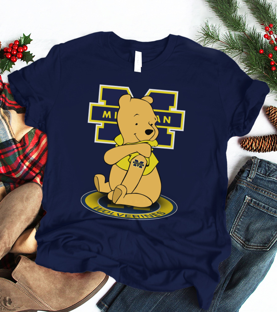 Michigan Wolverines Pooh Bear Sitting On Logo Badge T-Shirt