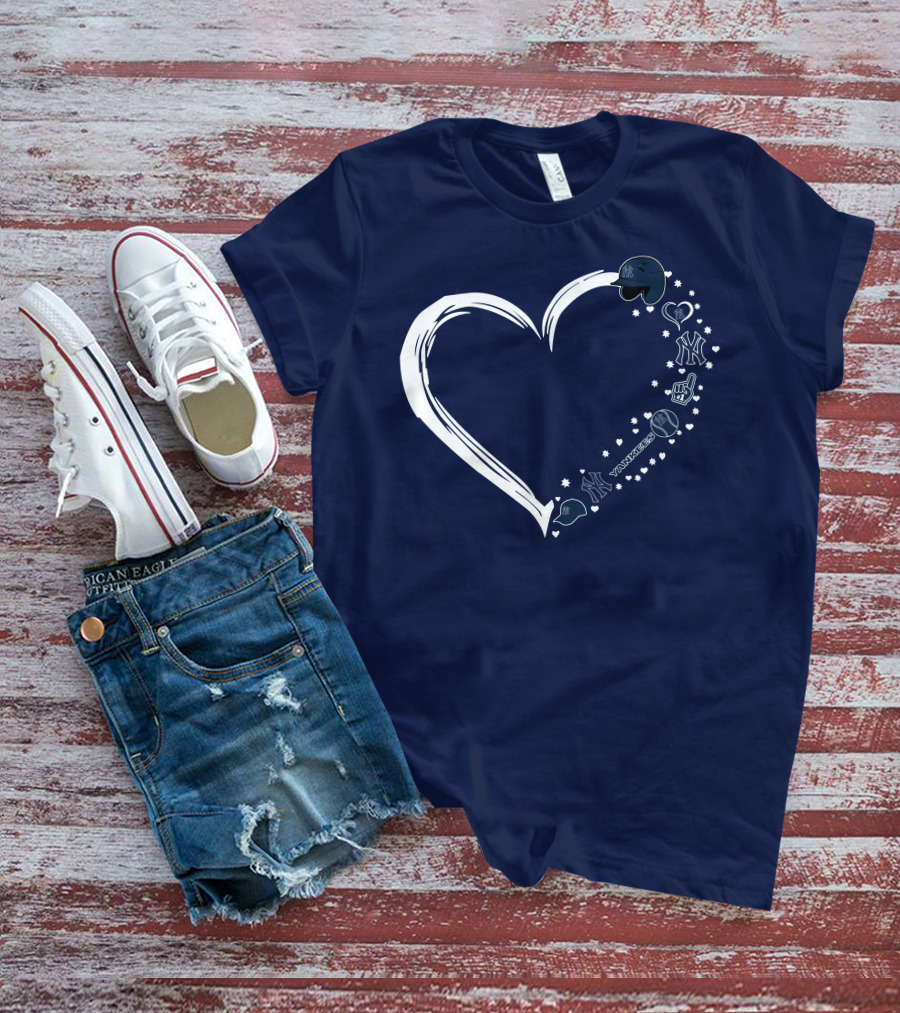 New York Yankees Heart Design With Helmets T-Shirt