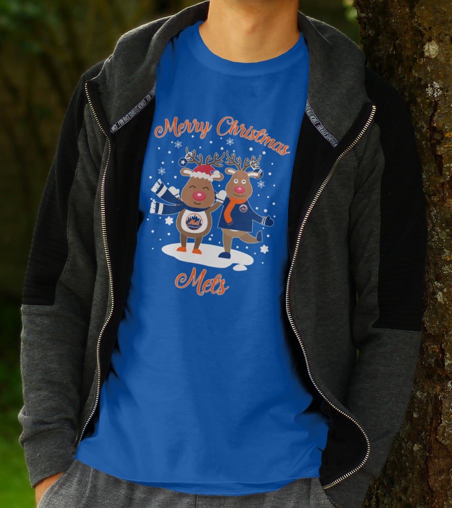 Merry Christmas Mets Reindeer Snowflakes Fun T-Shirt