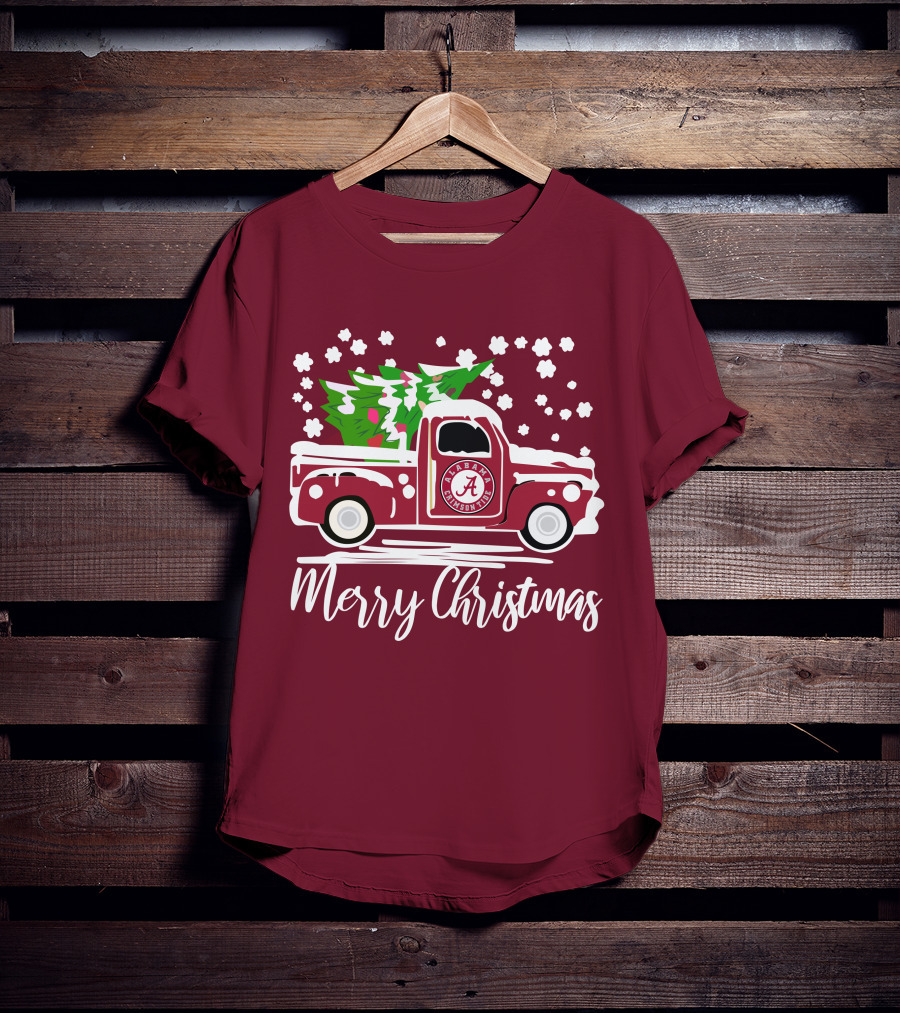 Merry Christmas Alabama Crimson Tide Vintage Truck Snowy Tree T-Shirt