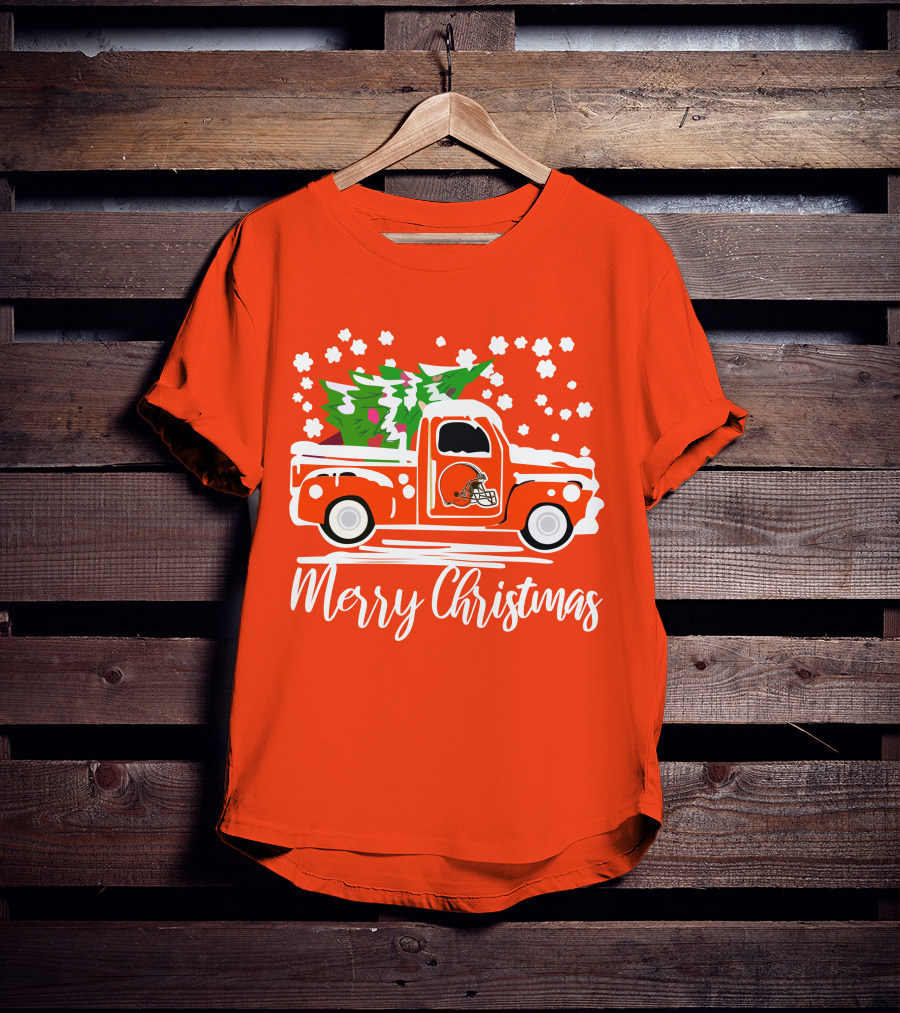 Cleveland Browns Merry Christmas Vintage Car With Christmas Tree T-Shirt