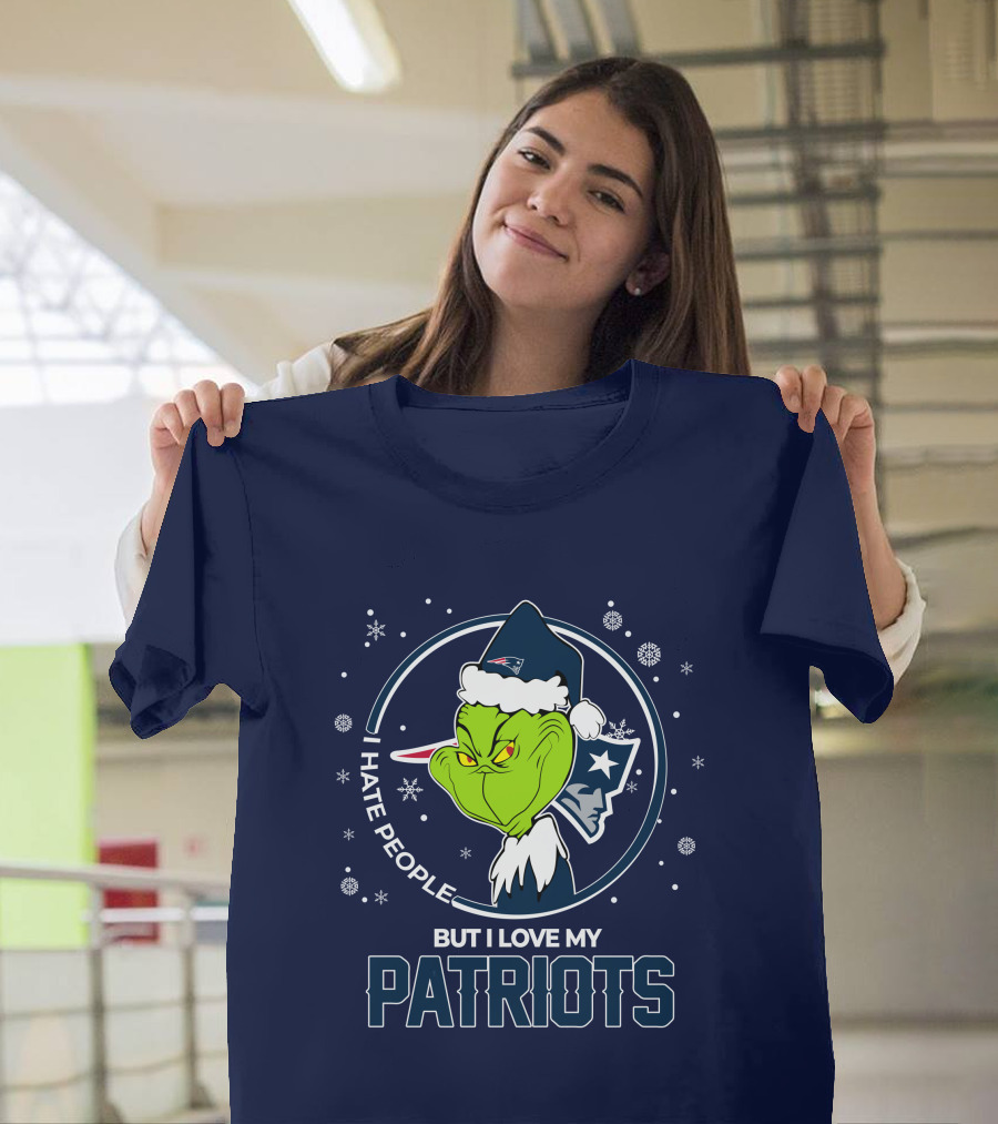 Christmas Grinch I Hate People But I Love My Patriots T-Shirt