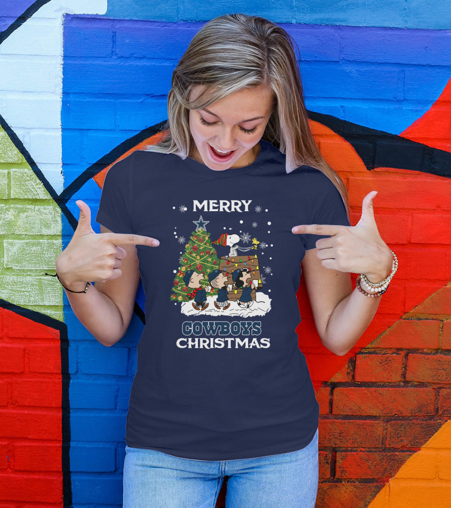 Merry Cowboys Christmas Peanut Tree Holiday Scene T-Shirt
