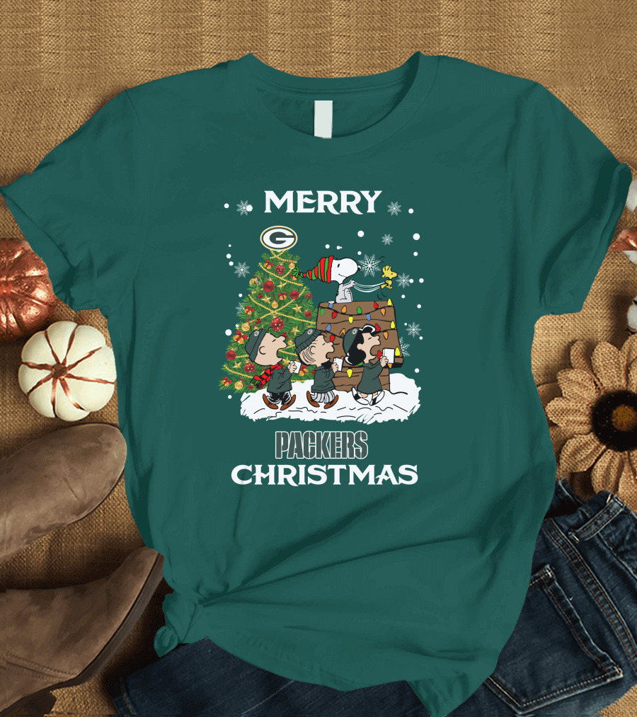 Merry Christmas Green Bay Packers Peanuts Christmas Tree T-Shirt