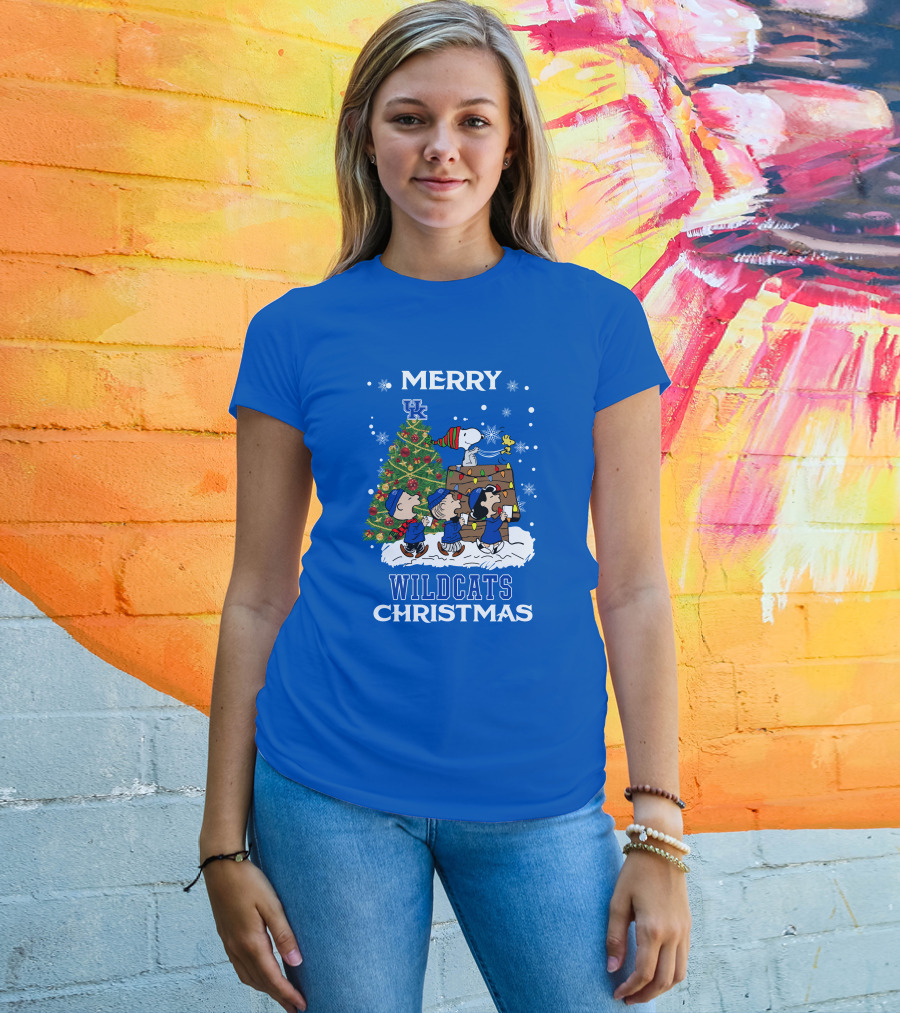 Wildcats Merry Christmas Peanuts Tree Kentucky T-Shirt