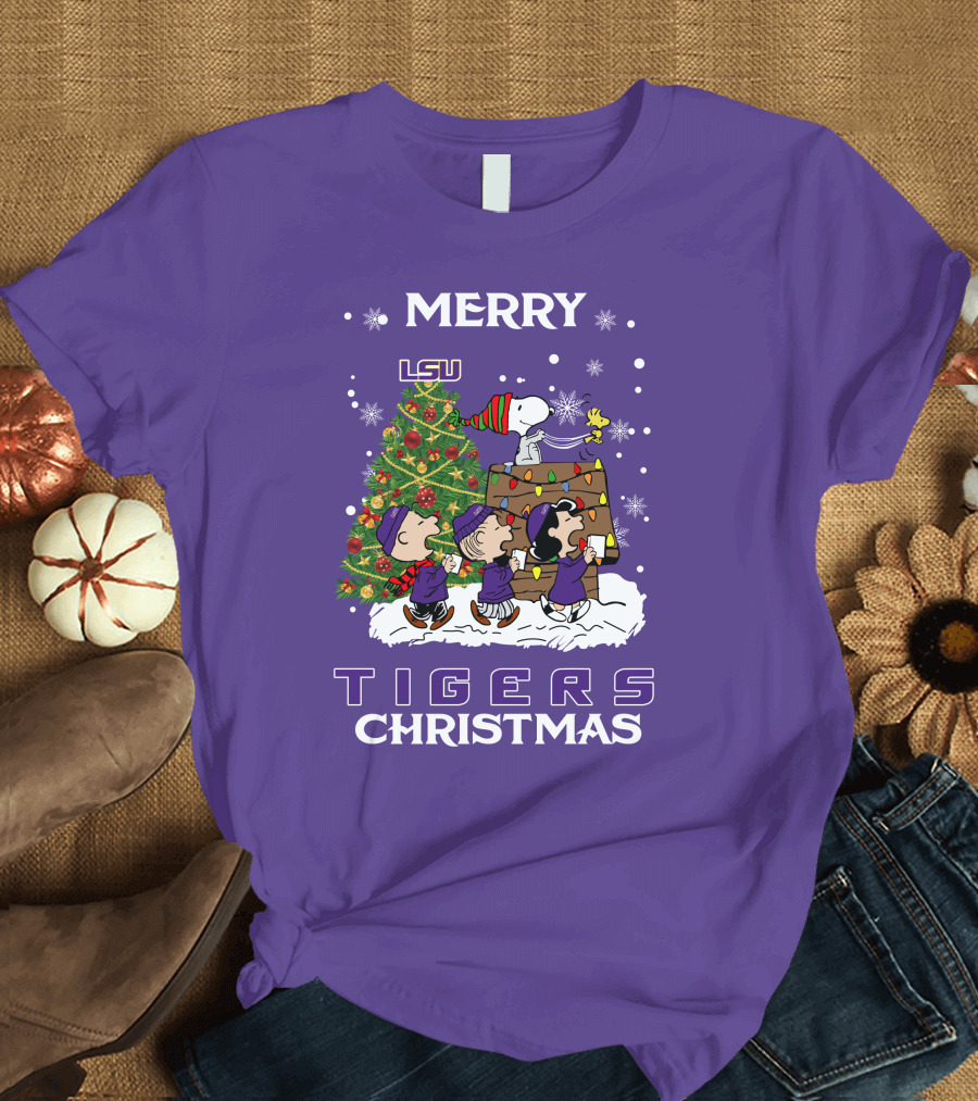 Lsu Tigers Merry Christmas Snoopy Christmas Tree Peanuts T-Shirt