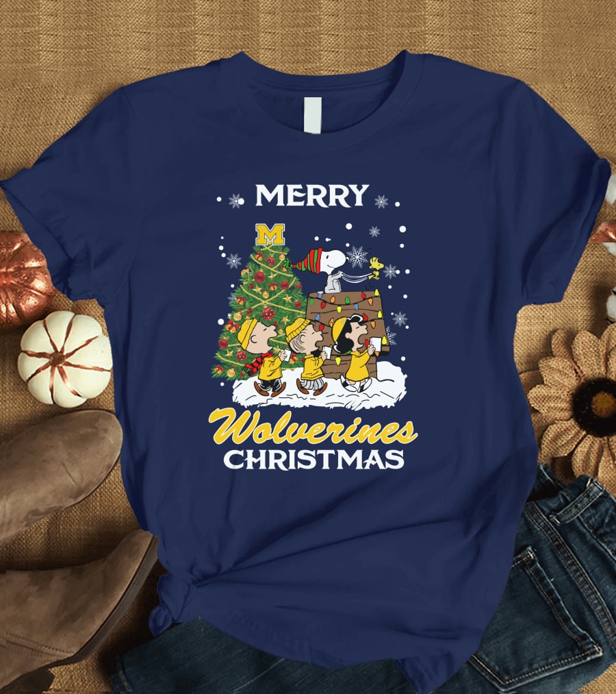 Merry Wolverines Christmas Peanuts Tree Celebration T-Shirt