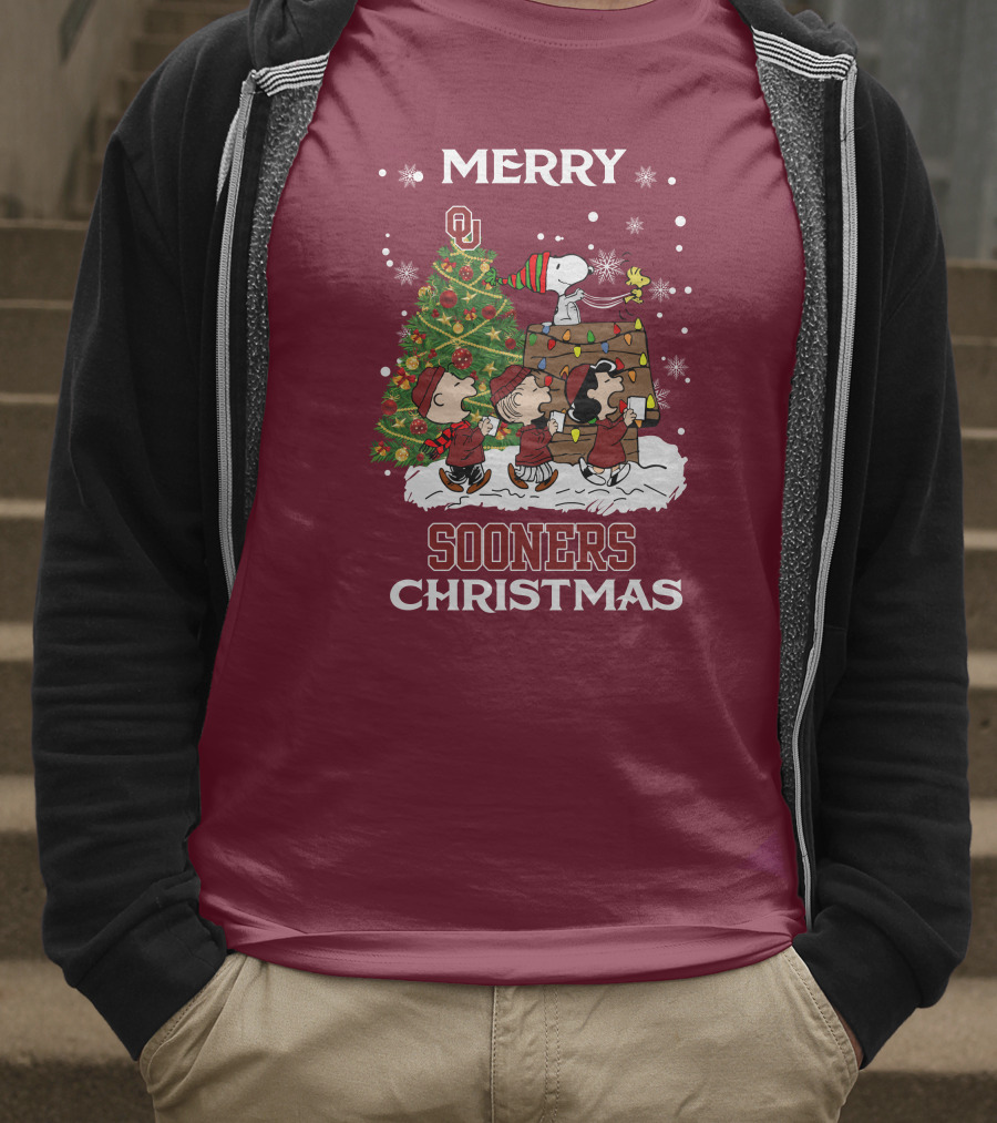 Merry Christmas Snoopy Oklahoma Sooners Christmas Tree Peanuts T-Shirt