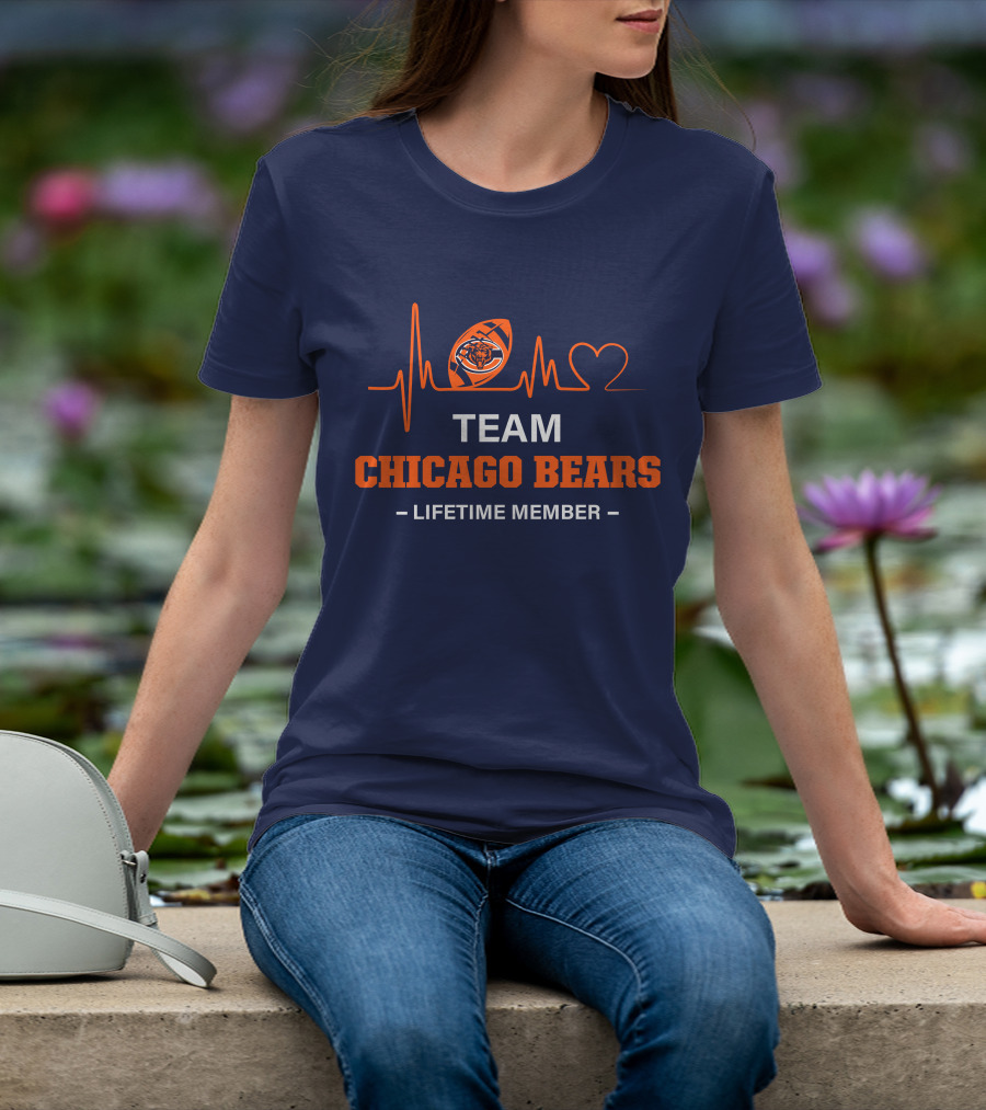 Team Chicago Bears Lifetime Member Heartbeat Football T-Shirt