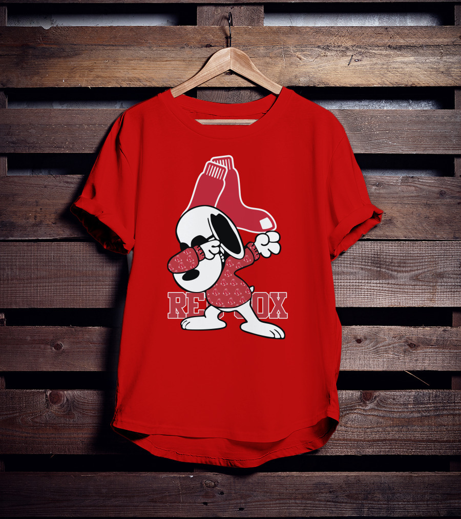 Boston Red Sox Snoopy Dabbing With Red Sox T-Shirt