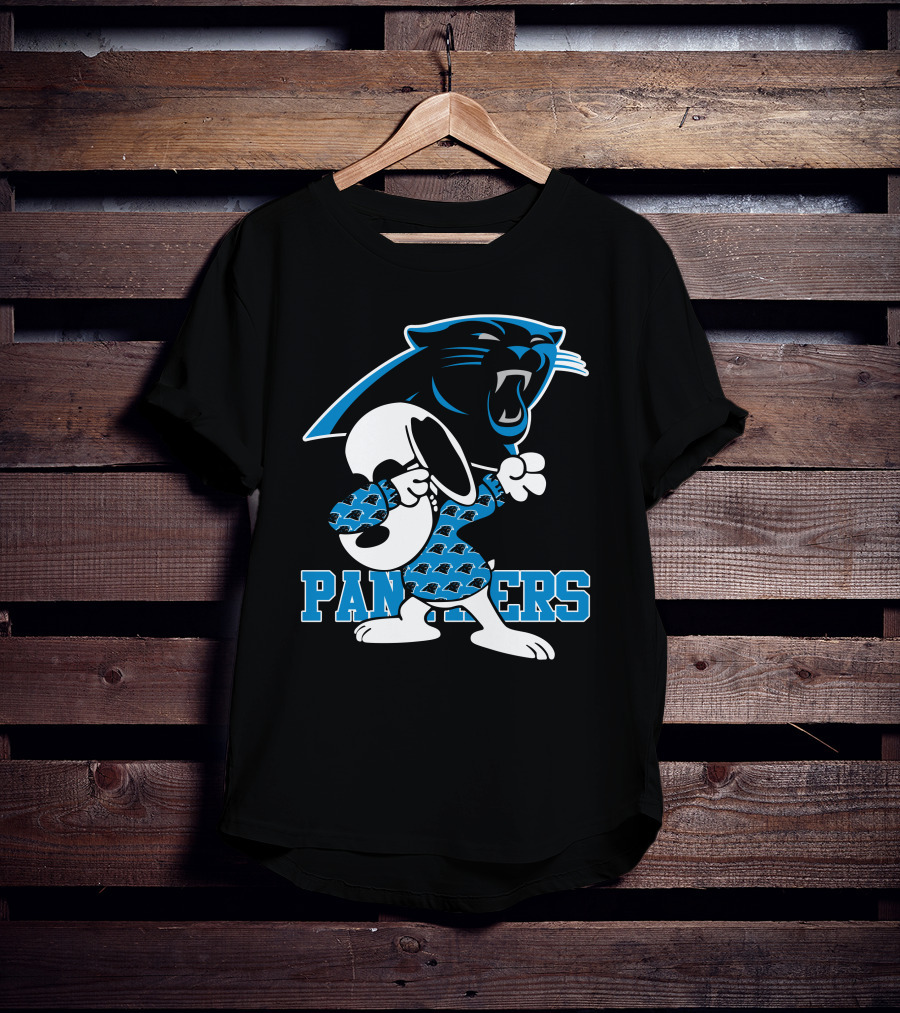 Carolina Panthers Snoopy Dabbing Panthers T-Shirt