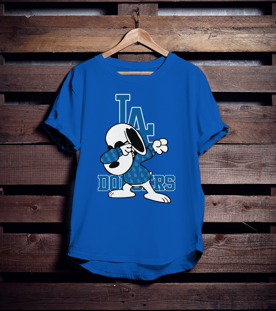 Los Angeles Dodgers Snoopy Dabbing LA T-Shirt