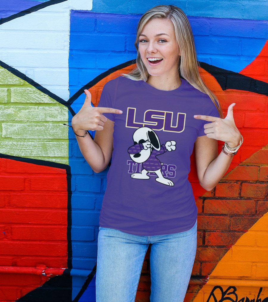 LSU Tigers Snoopy Dabbing T-Shirt