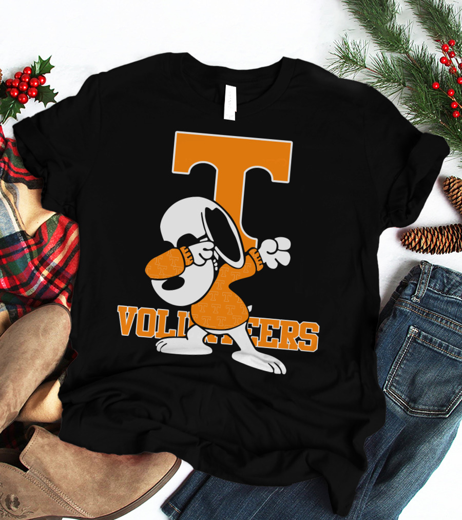 Tennessee Volunteers Snoopy Dabbing T-Shirt