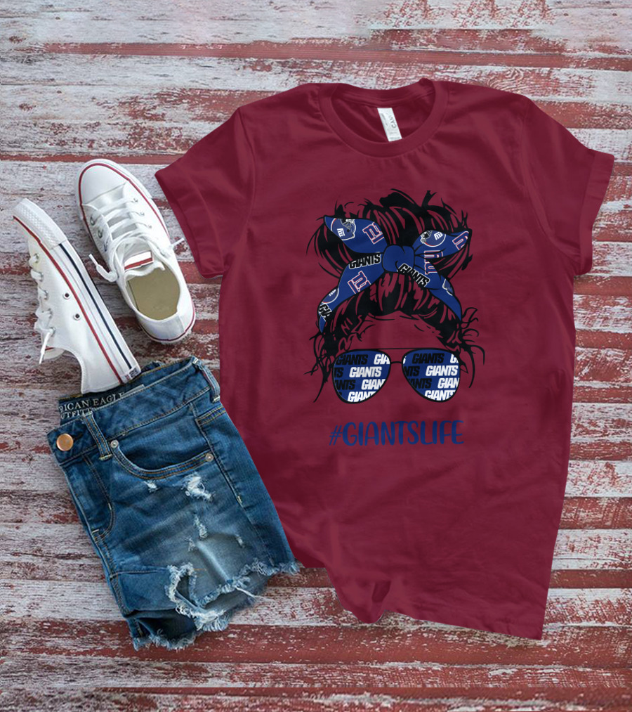 GIANTSLIFE Messy Bun Girl With New York Headband And Glasses T-Shirt