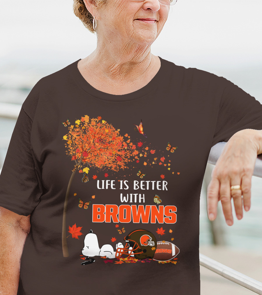 Life Is Better With My Cleveland Browns Football Autumn Scene And Peanuts Character T-Shirt