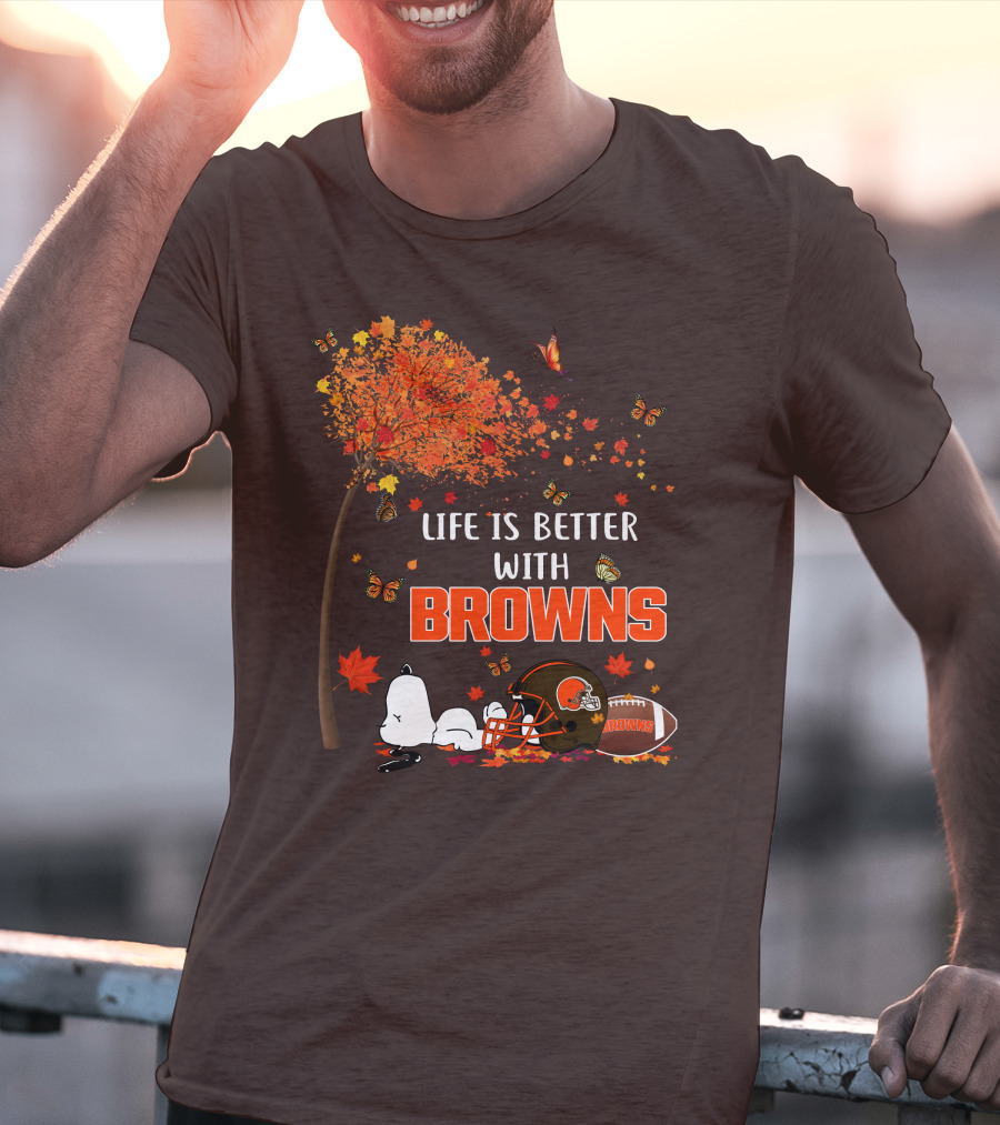 Life Is Better With My Cleveland Browns Football Autumn Scene And Peanuts Character T-Shirt