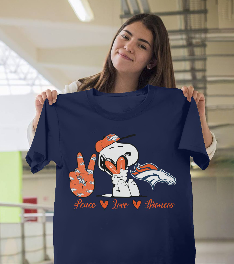 Peace Love Denver Broncos Snoopy Embrace T-Shirt