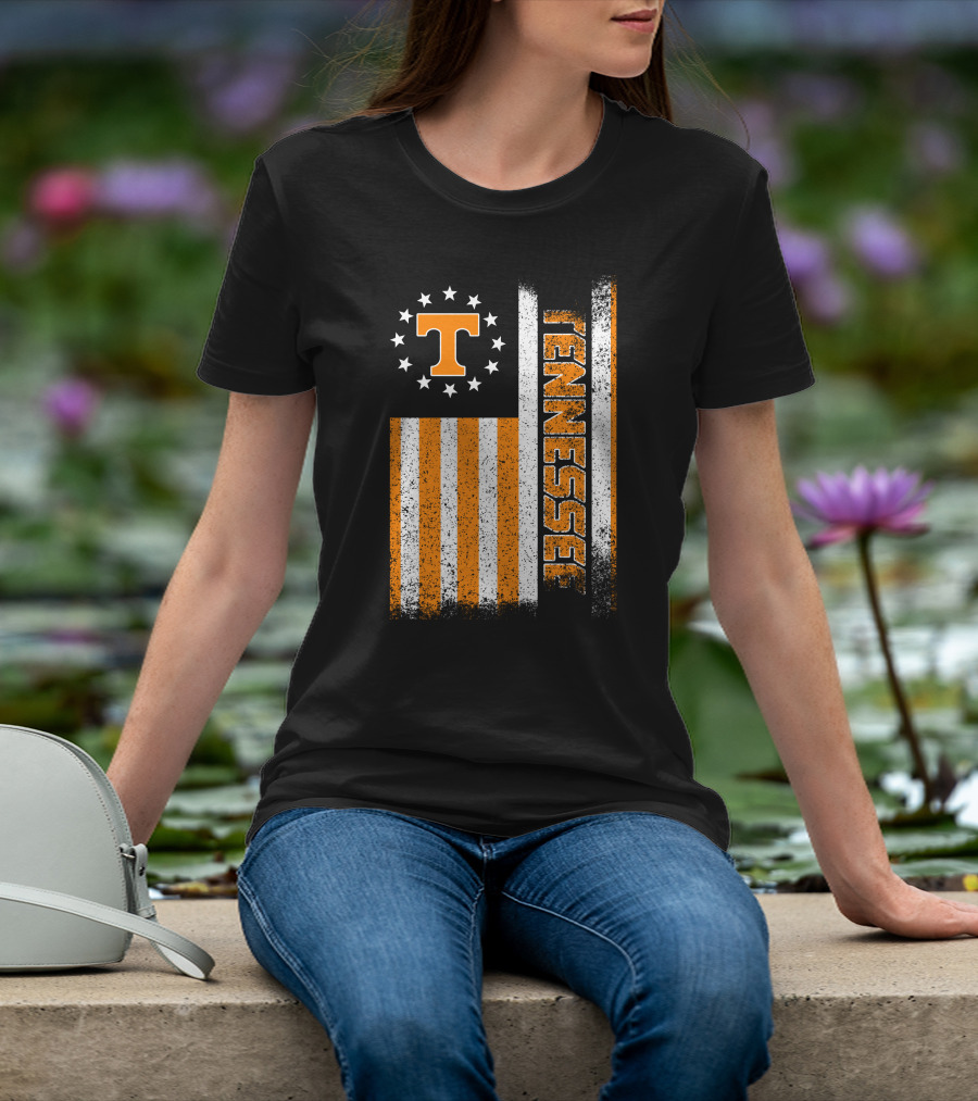Tennessee Volunteers American Flag Stars And Stripes Vintage Look T-Shirt
