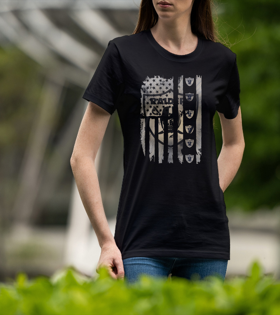 Las Vegas Raiders American Flag Raiders Shield T-Shirt