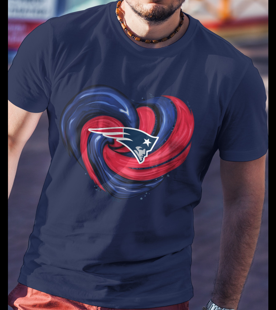 New England Patriots Heart Swirl T-Shirt