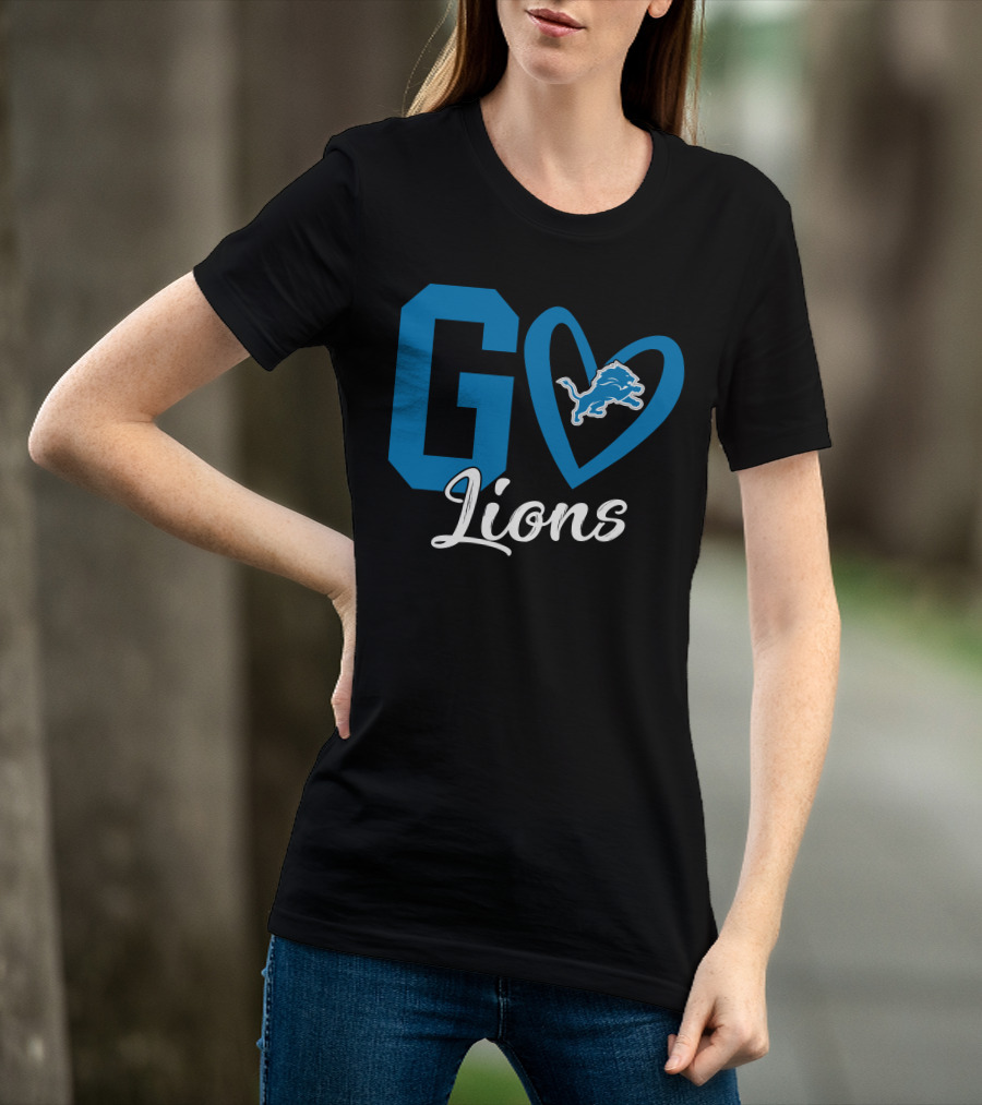 Go Lions Heart Detroit Lions T-Shirt