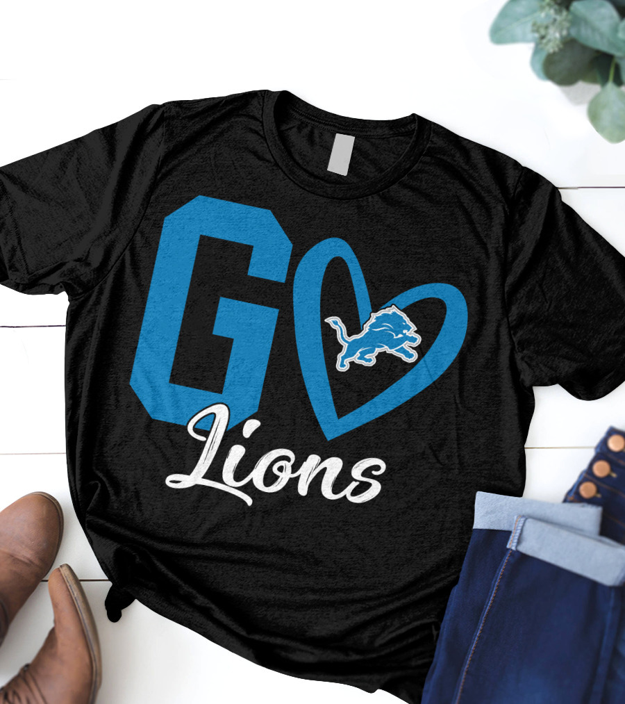 Go Lions Heart Detroit Lions T-Shirt
