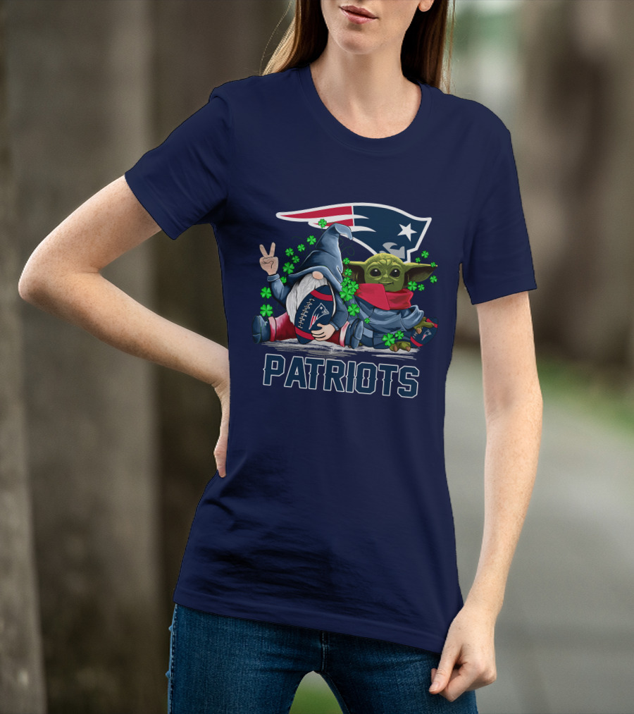 Leprechauns Gnomes Baby Yoda New England Patriots Football Icons T-Shirt