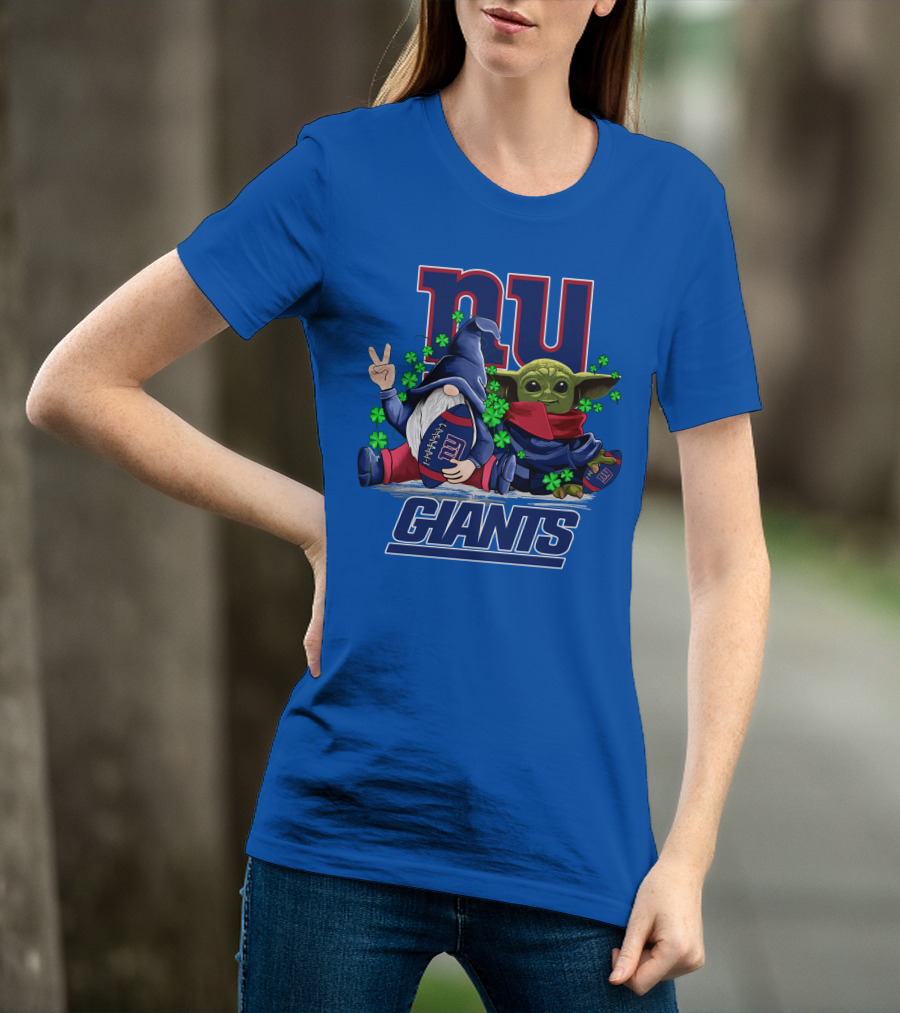 New York Giants Leprechauns Gnomes Baby Yoda Football Clover T-Shirt