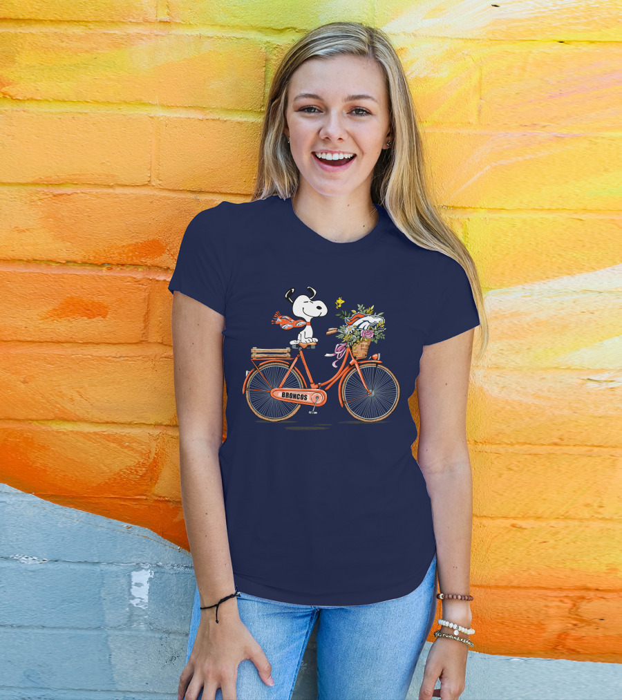 Denver Broncos Snoopy On Bicycle With Woodstock And Helmet T-Shirt