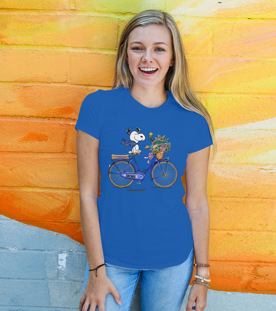Snoopy Riding Gators Bike With Florida Gators Logo And Basket Of Flowers T-Shirt